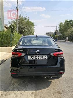 نيسان فيرسا